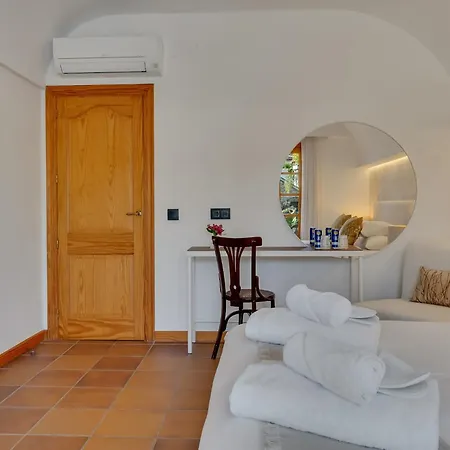 Enri Y Casita Con Piscina Y Jacuzzi Villa