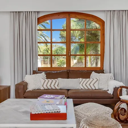Enri Y Casita Con Piscina Y Jacuzzi Villa